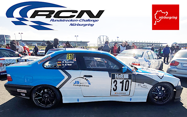 21-jähriger Denis Robin Wolf im BMW 325i Rennwagen vor dem RCN1-Start auf der Nordschleife